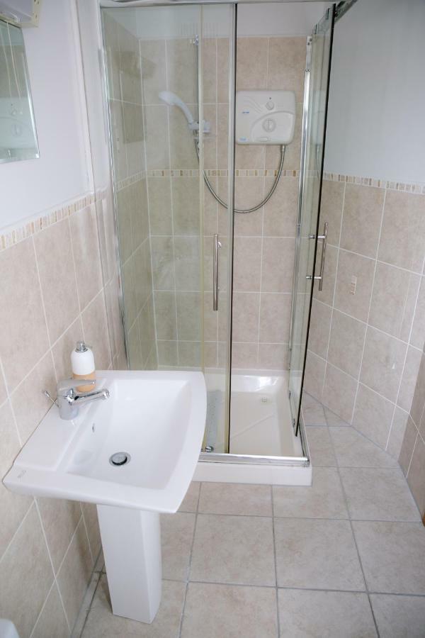 Triple Room Shower,830881298:JPEG